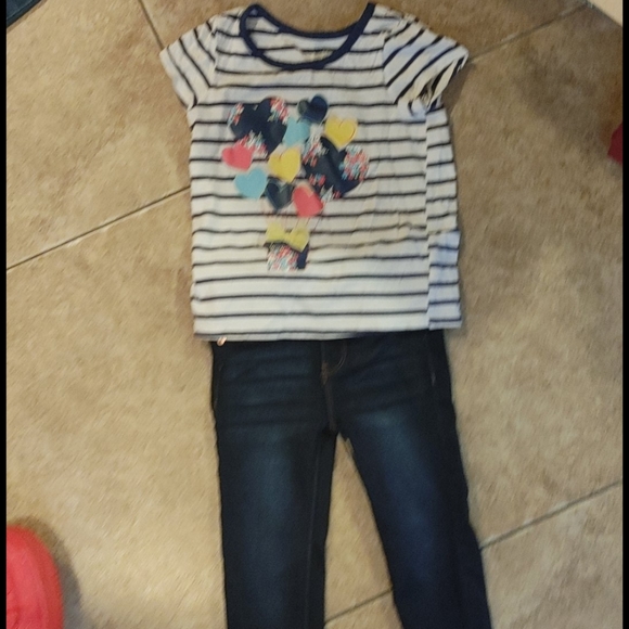 Toddler jeans size 4 (free shirt with order) - Picture 10 of 10